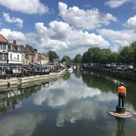 Maison Duplex Confort-cote Cour Et Jardins-centre Gare *