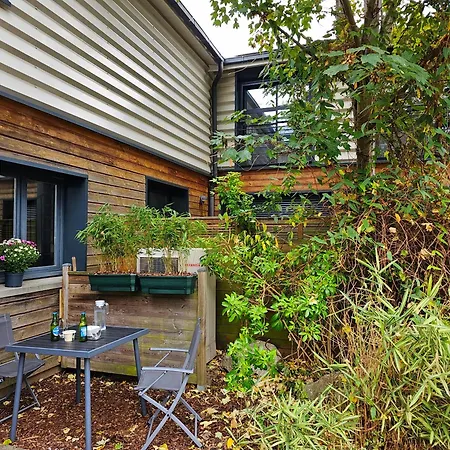 Maison Duplex Confort-cote Cour Et Jardins-centre Gare Ferienhaus Amiens