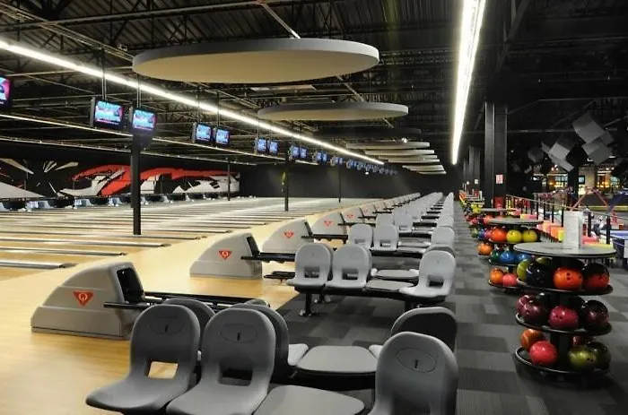 Maison Duplex Confort-cote Cour Et Jardins-centre Gare 別荘 *